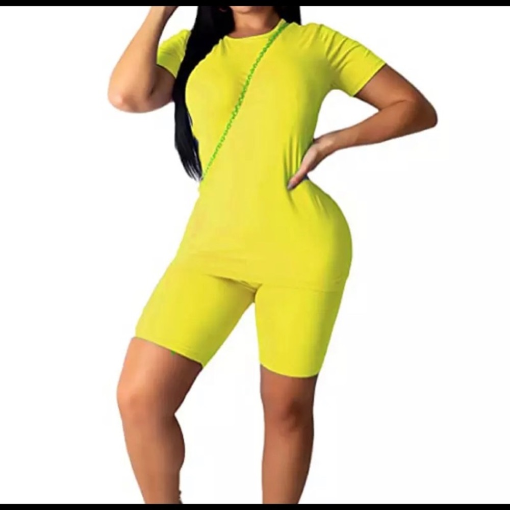 TWO PIECE BIKER SHORT SET